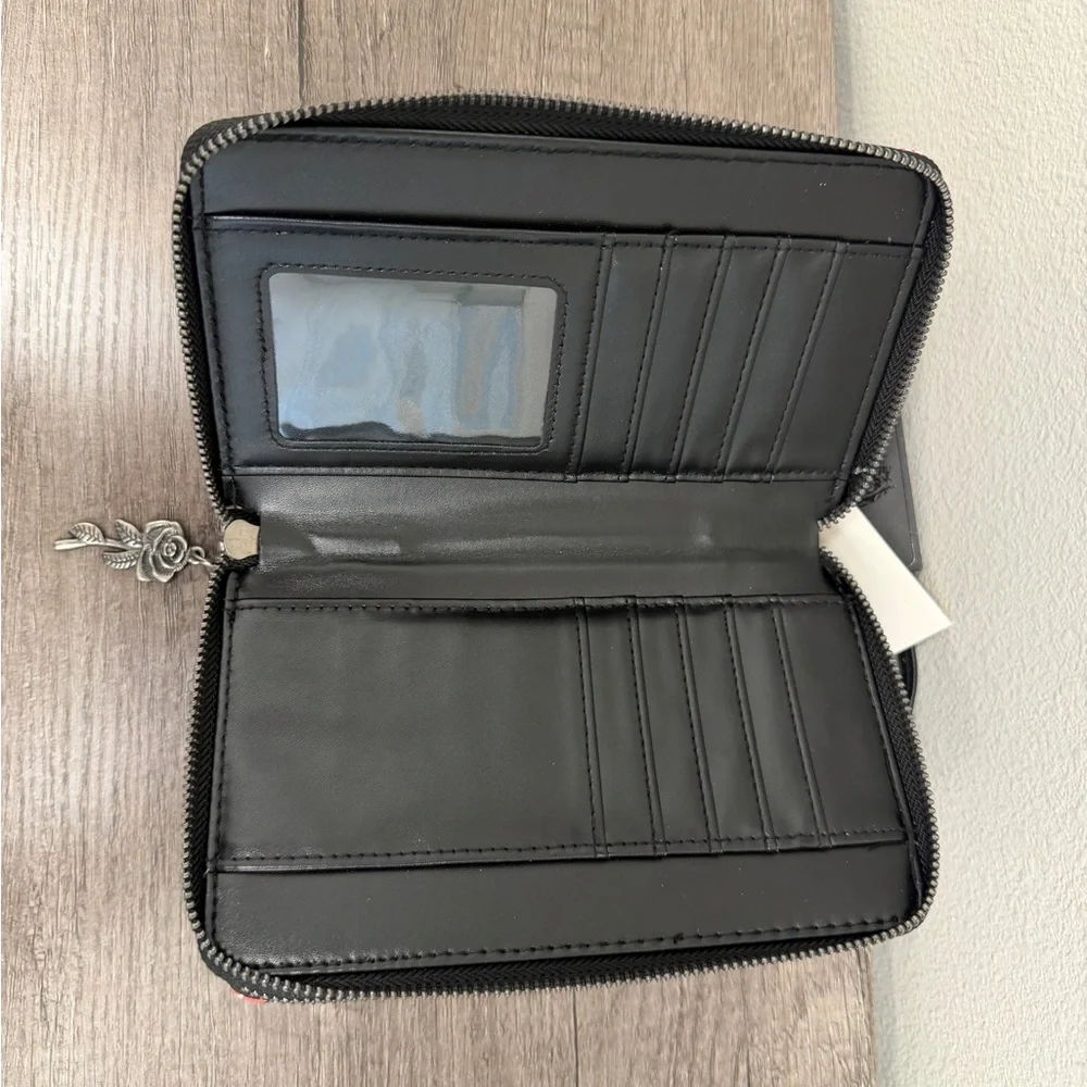 Ed Hardy Red and Black Skull Wallet Large Zipped Wristlet - Picture 8 of 10